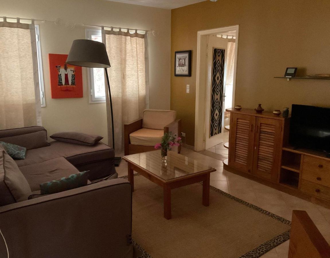 סומון La Maison De Jeanne Et Lea מראה חיצוני תמונה