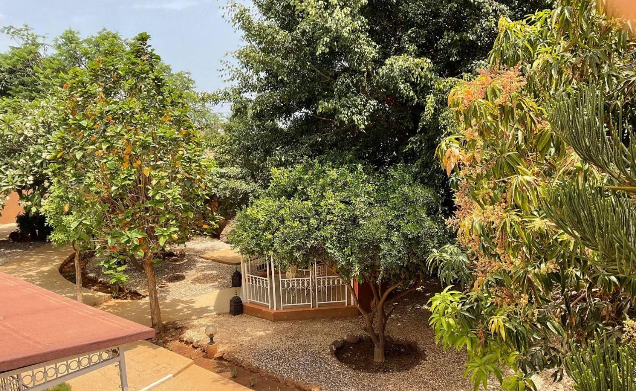 סומון La Maison De Jeanne Et Lea מראה חיצוני תמונה